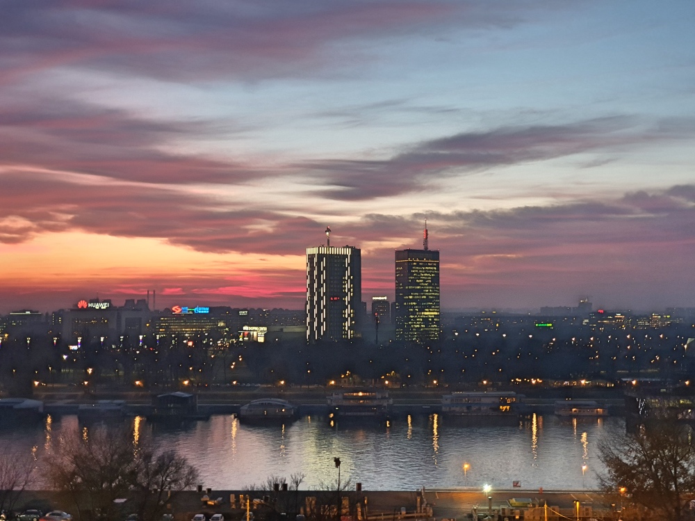 Pogled sa Beogradske tvrđave na novobeogradsku stranu