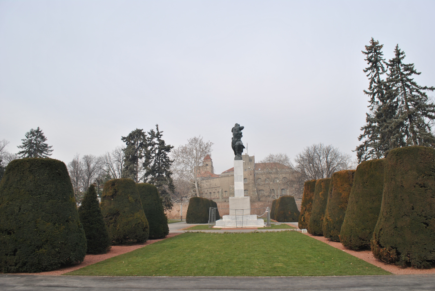 Monument Gratitute to France