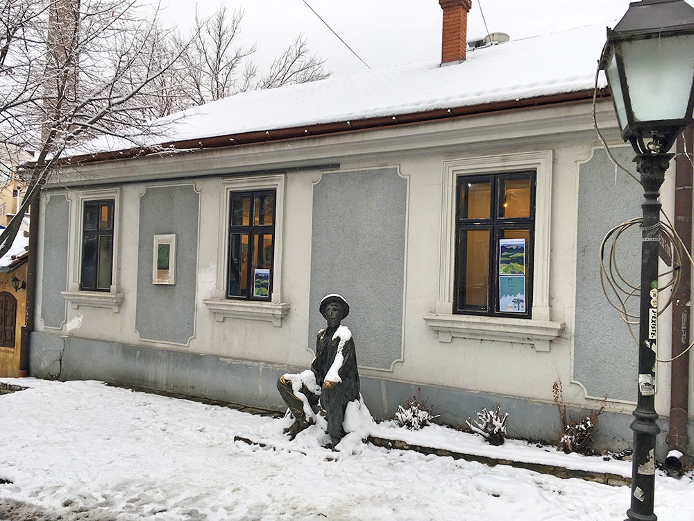 Djura Jakšić house and monument